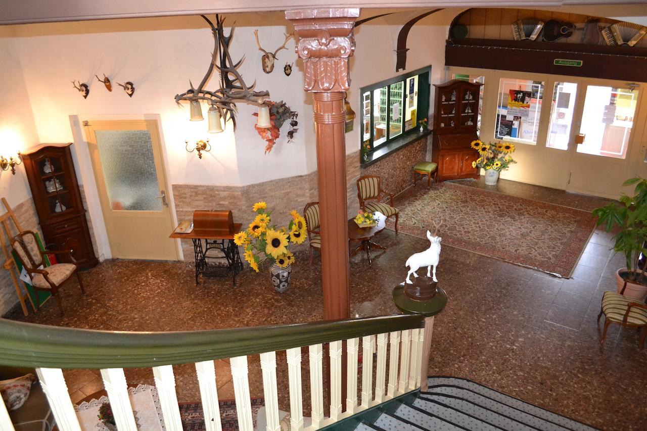 Hotel Weisser Hirsch Schwarzburg Buitenkant foto