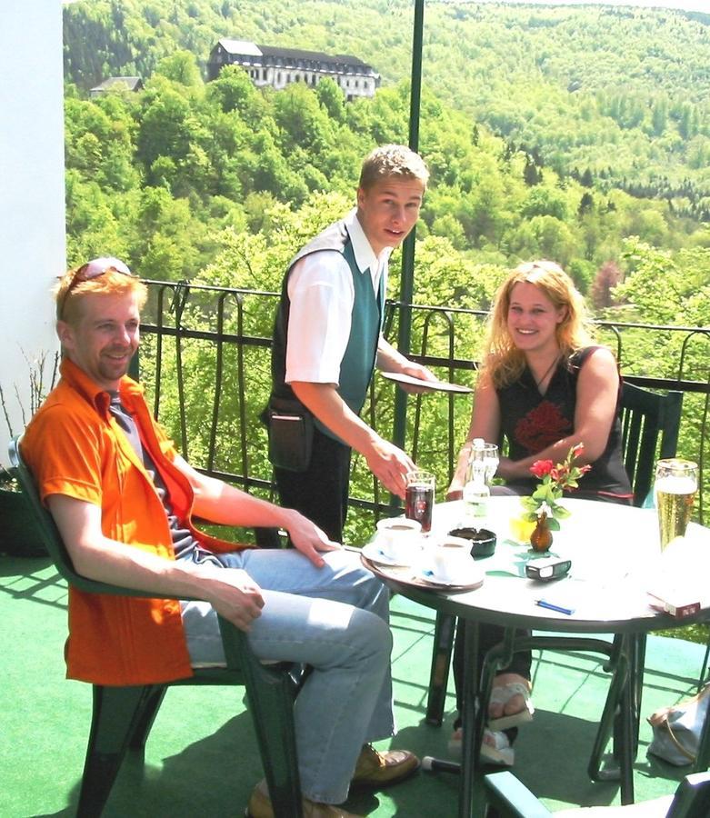 Hotel Weisser Hirsch Schwarzburg Buitenkant foto